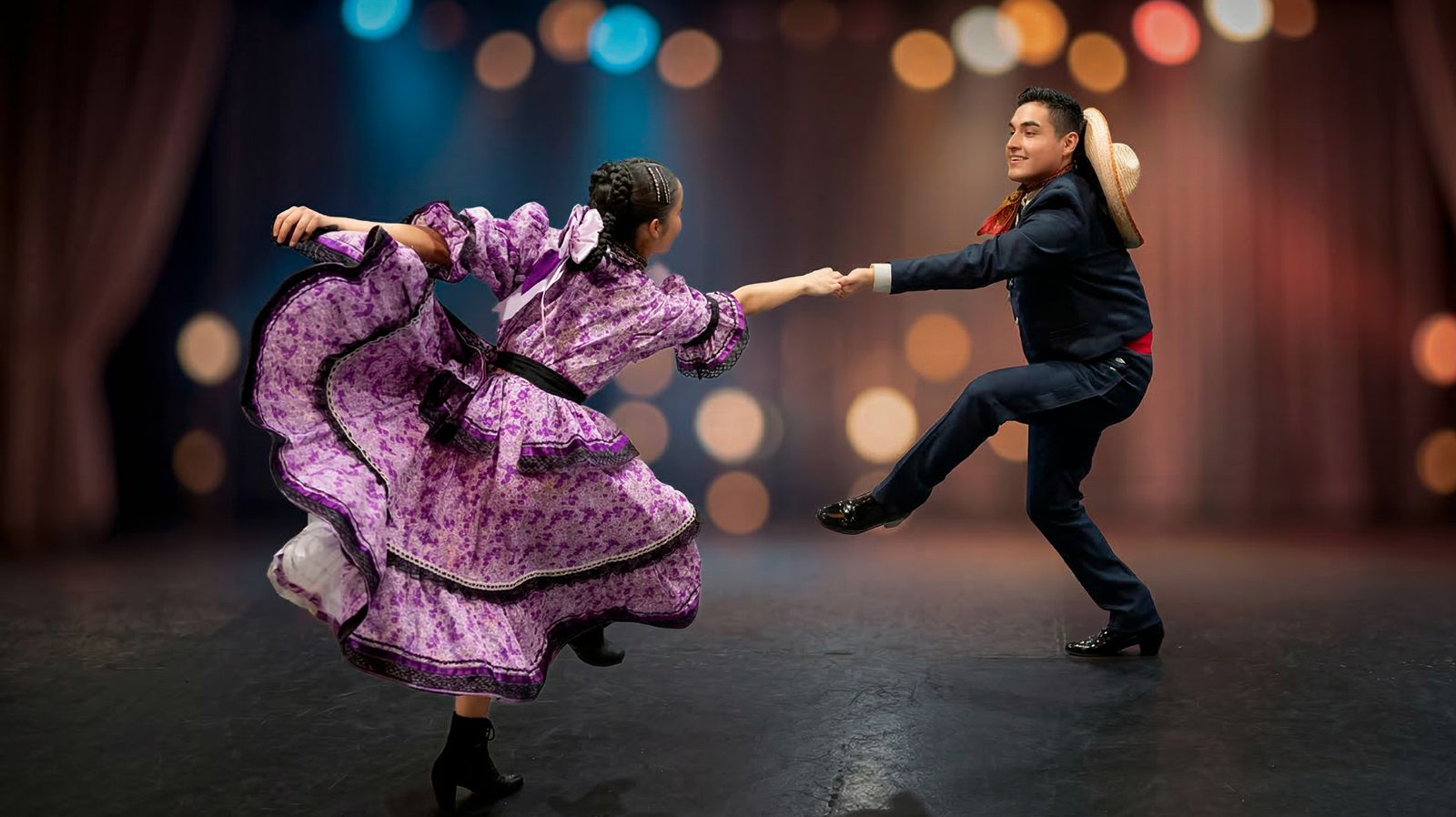 Ballet Folklórico de la Universidad de Guanajuato