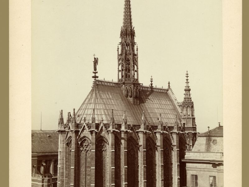 <em>Par&iacute;s 1900. Ciudad Luz</em>