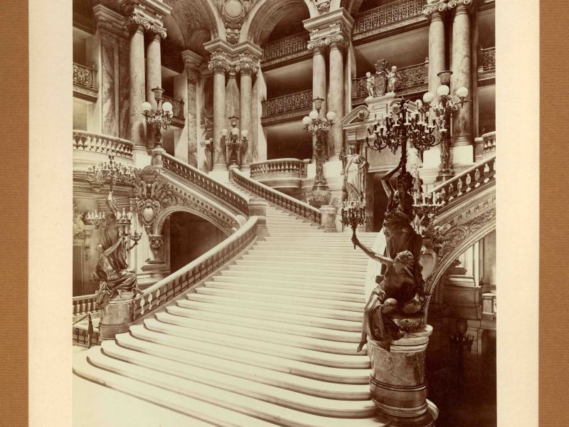 <em>Par&iacute;s 1900. Ciudad Luz</em>
