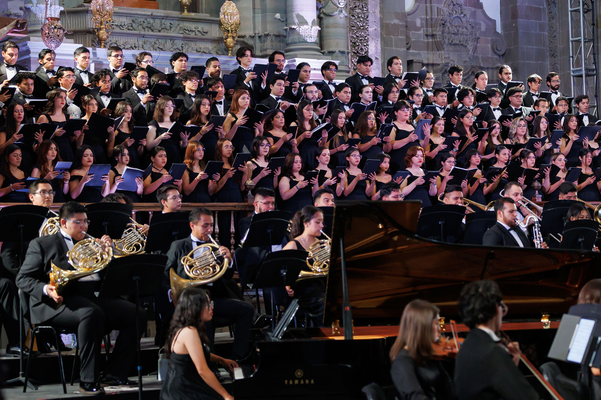 Orquesta Sinfónica Juvenil Silvestre Revueltas y Coro Juvenil del Conservatorio de Celaya