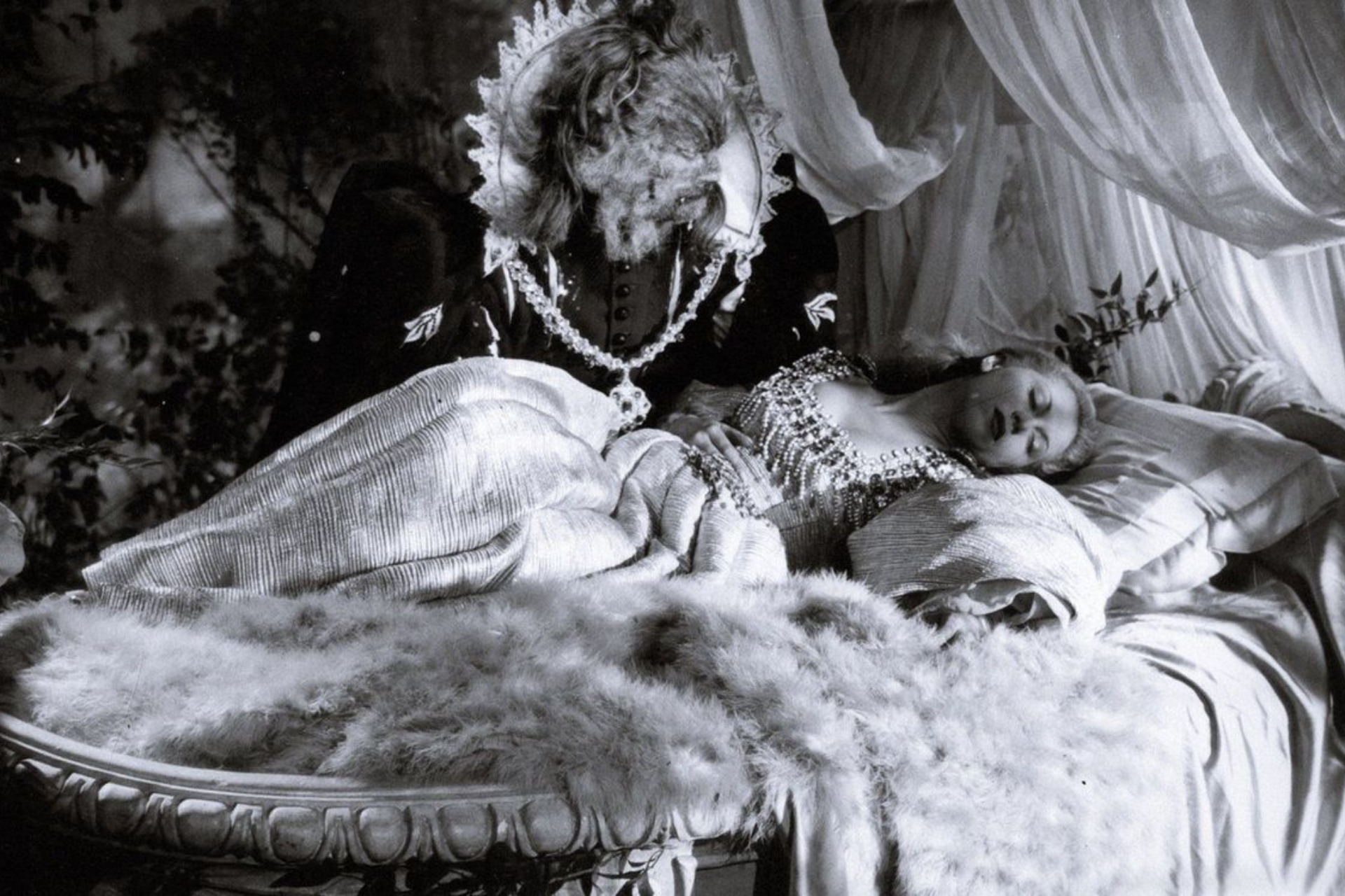 La bella y la bestia, cine-ópera. Película de Jean Cocteau con música de Philip Glass