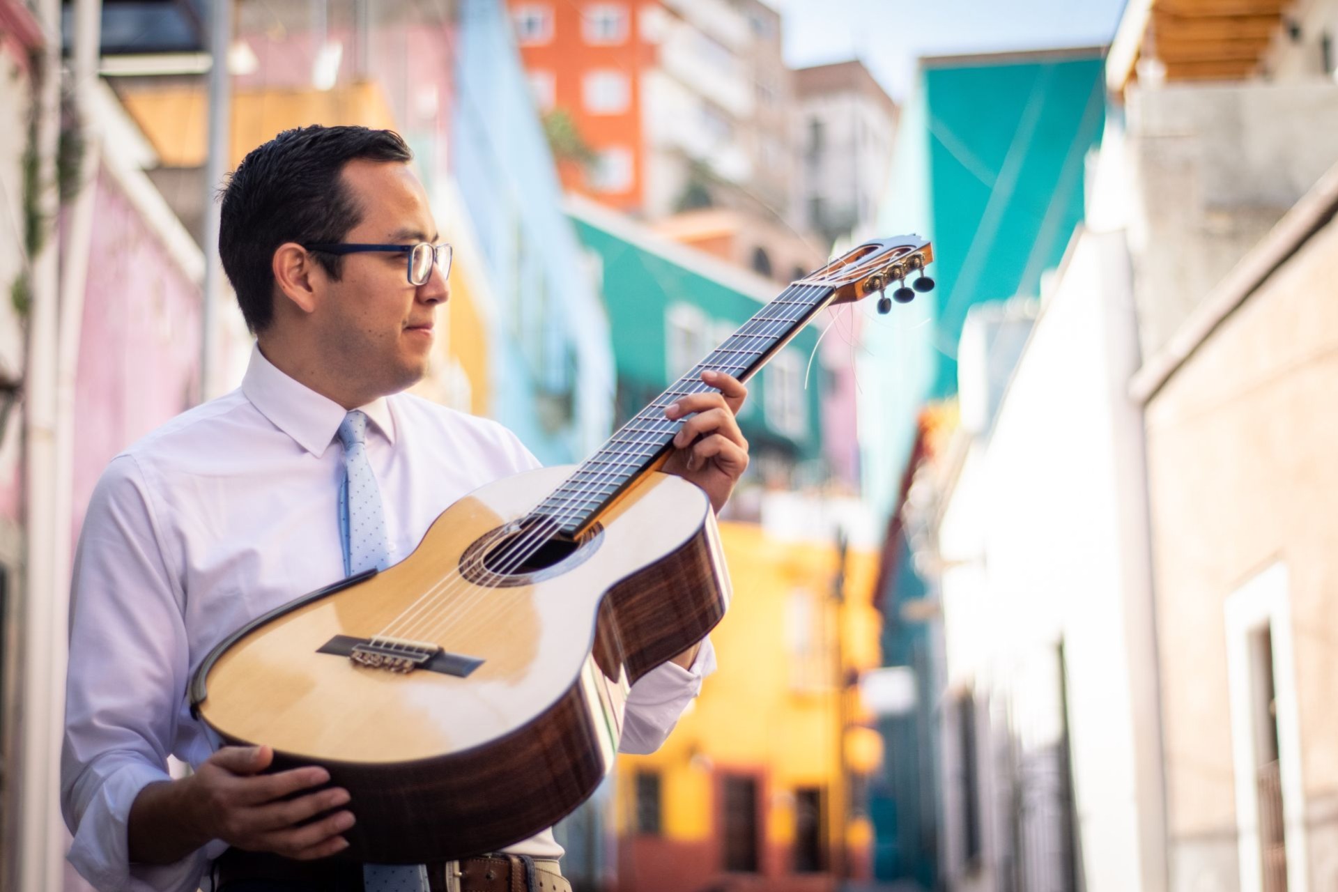 Vladimir Ibarra, guitarra