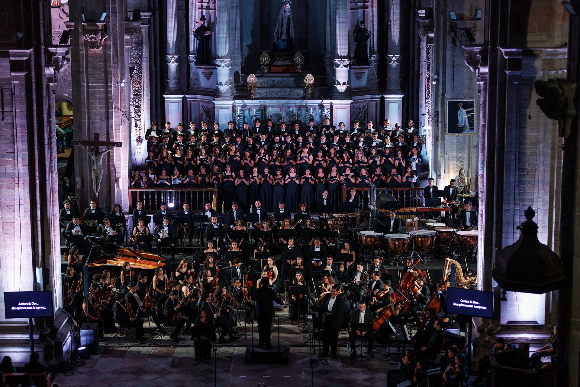 Orquesta Sinfónica Juvenil Silvestre Revueltas y Coro Juvenil del Conservatorio de Celaya