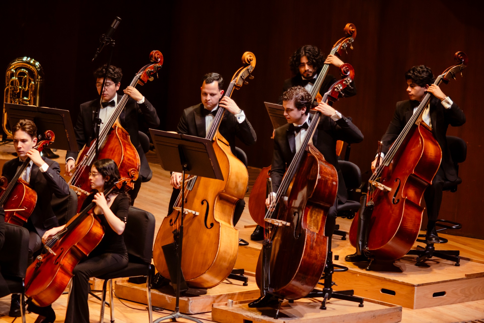Estudio de Ópera de Bellas Artes y la Orquesta Juvenil Universitaria Eduardo Mata