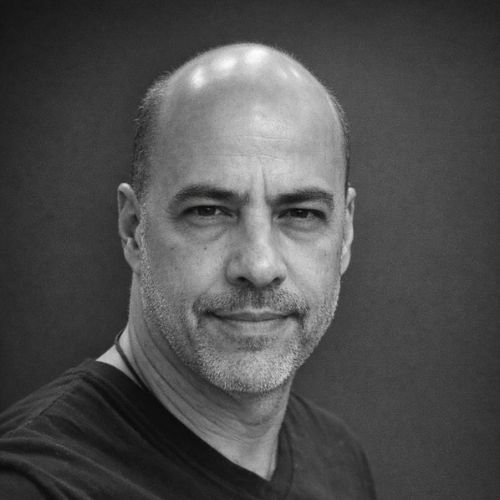 César Villaseñor