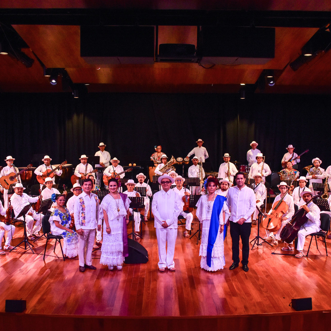 Orquesta Típica Yukalpetén