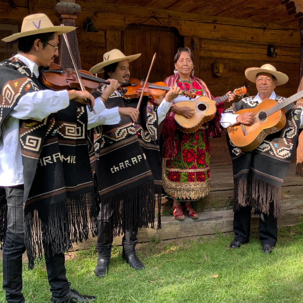 Los Purépechas de Charapan