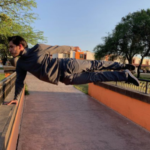 Alejandro Lira