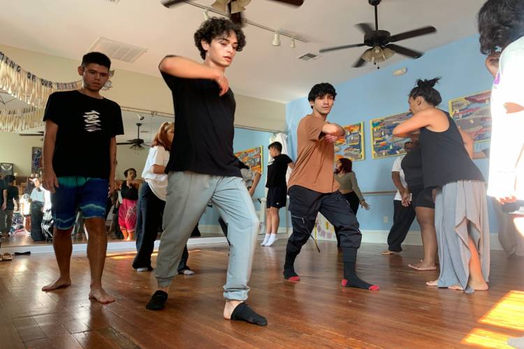 Niñas, niños y jóvenes del Semillero Creativo de Danza urbana en Empalme, Sonora, realizan encuentro creativo binacional en Nueva Orleans