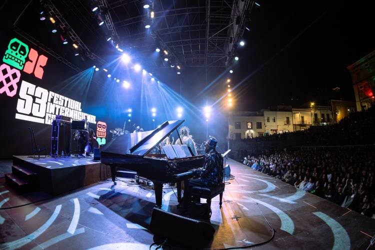 Teatro, danza y jazz cósmico para el último sábado del 53 Festival Internacional Cervantino