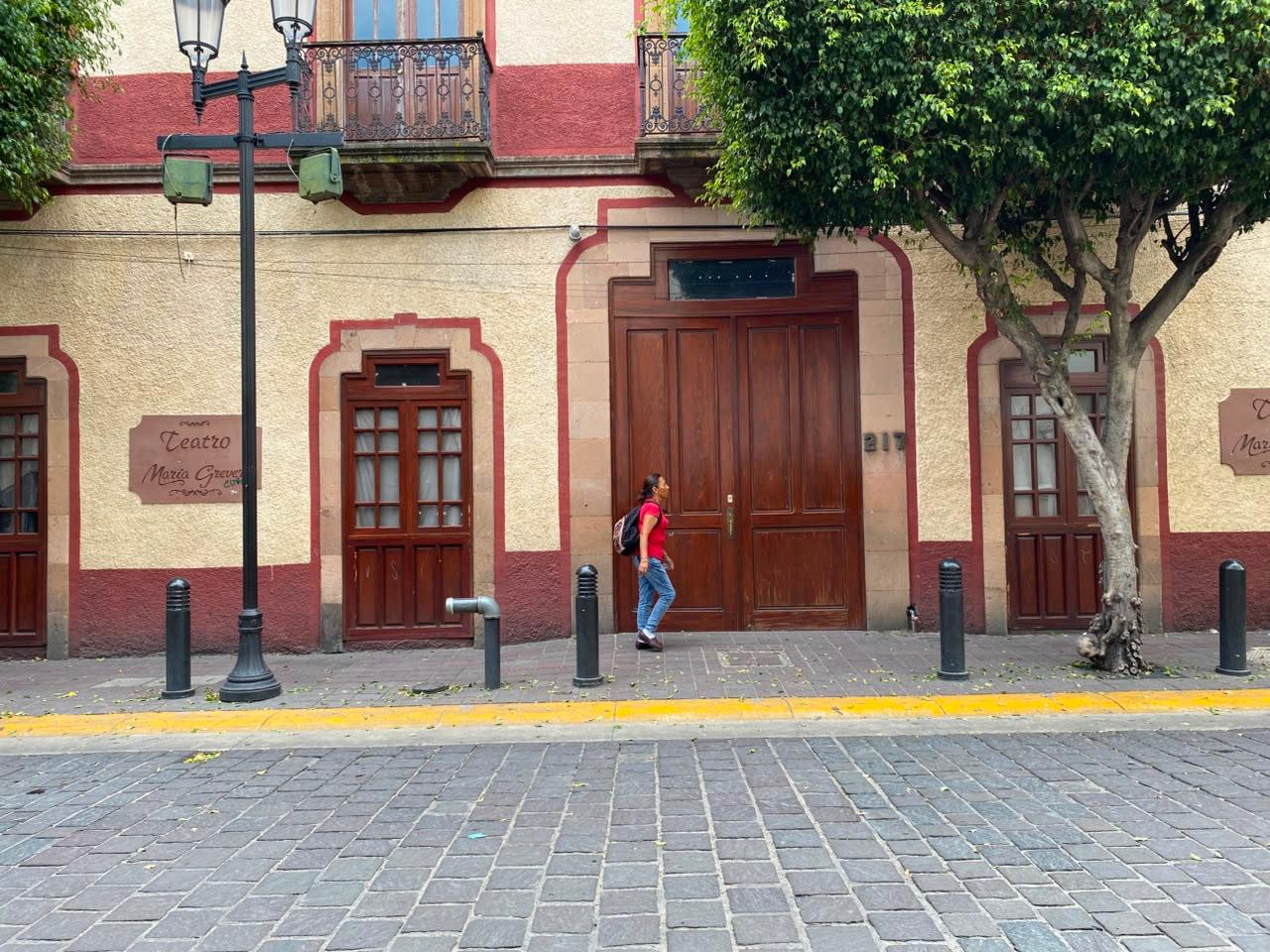 Galería del Teatro María Grever
