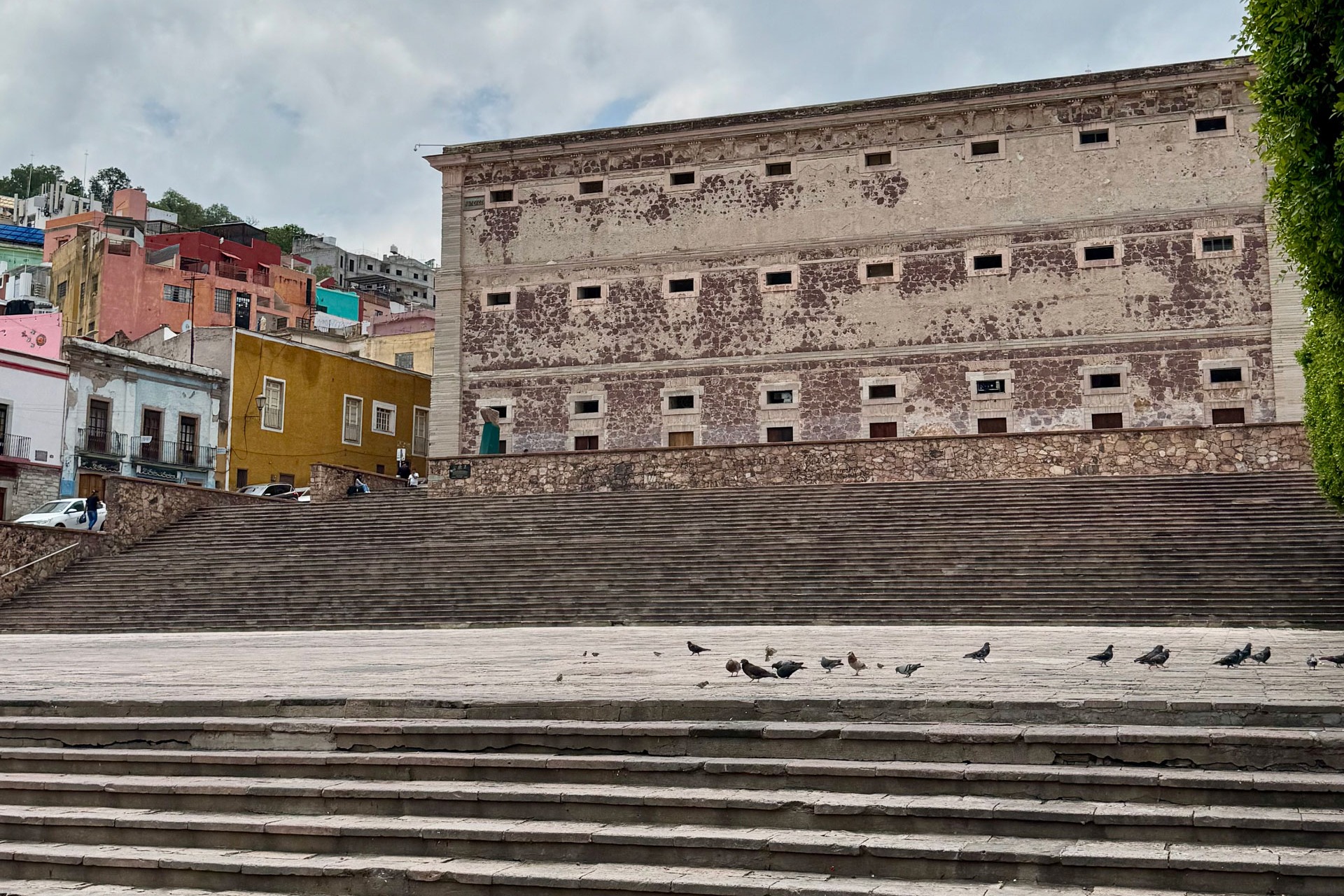 Explanada de la Alhóndiga de Granaditas