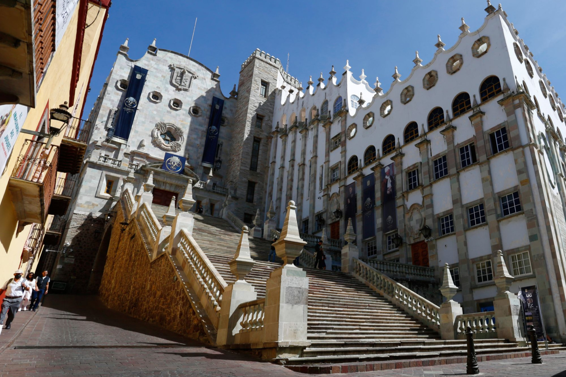 Escalinatas de la Universidad de Guanajuato